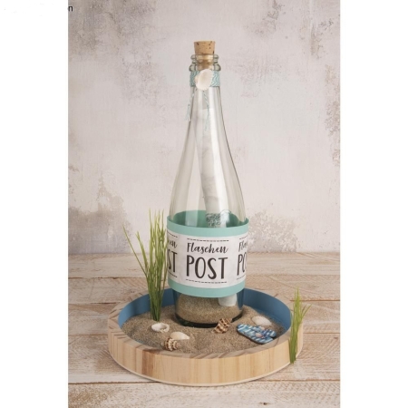 Dekoracja letnia na tacy okrągłej drewnianej wykonana własnoręcznie będzie nietuzinkową ozdobą mieszkania.