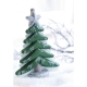 Sztuczny śnieg na choinke wykorzystaj do dekoracji świątecznych